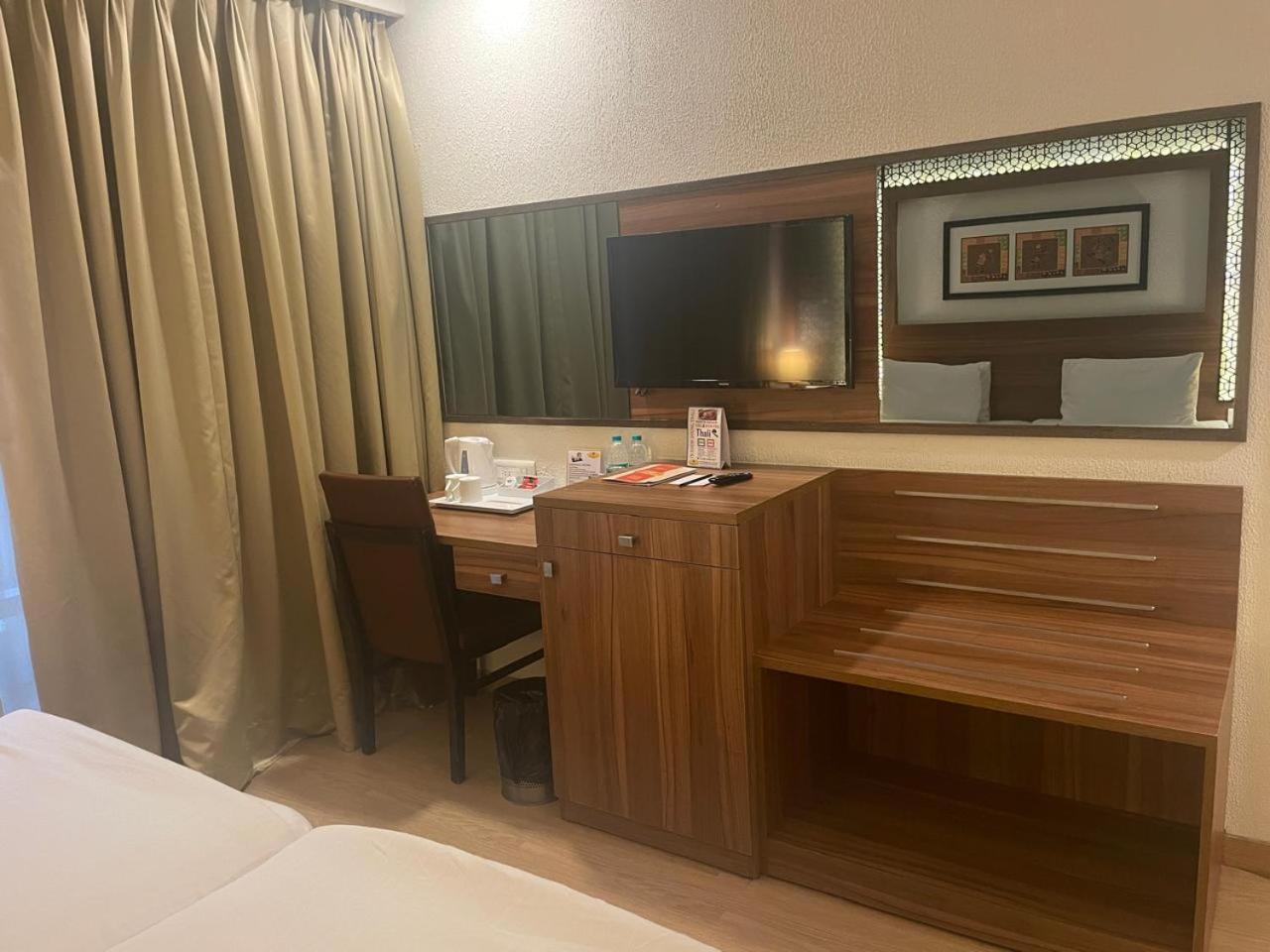 Incredible One Hotel Secundurabad Kültér fotó